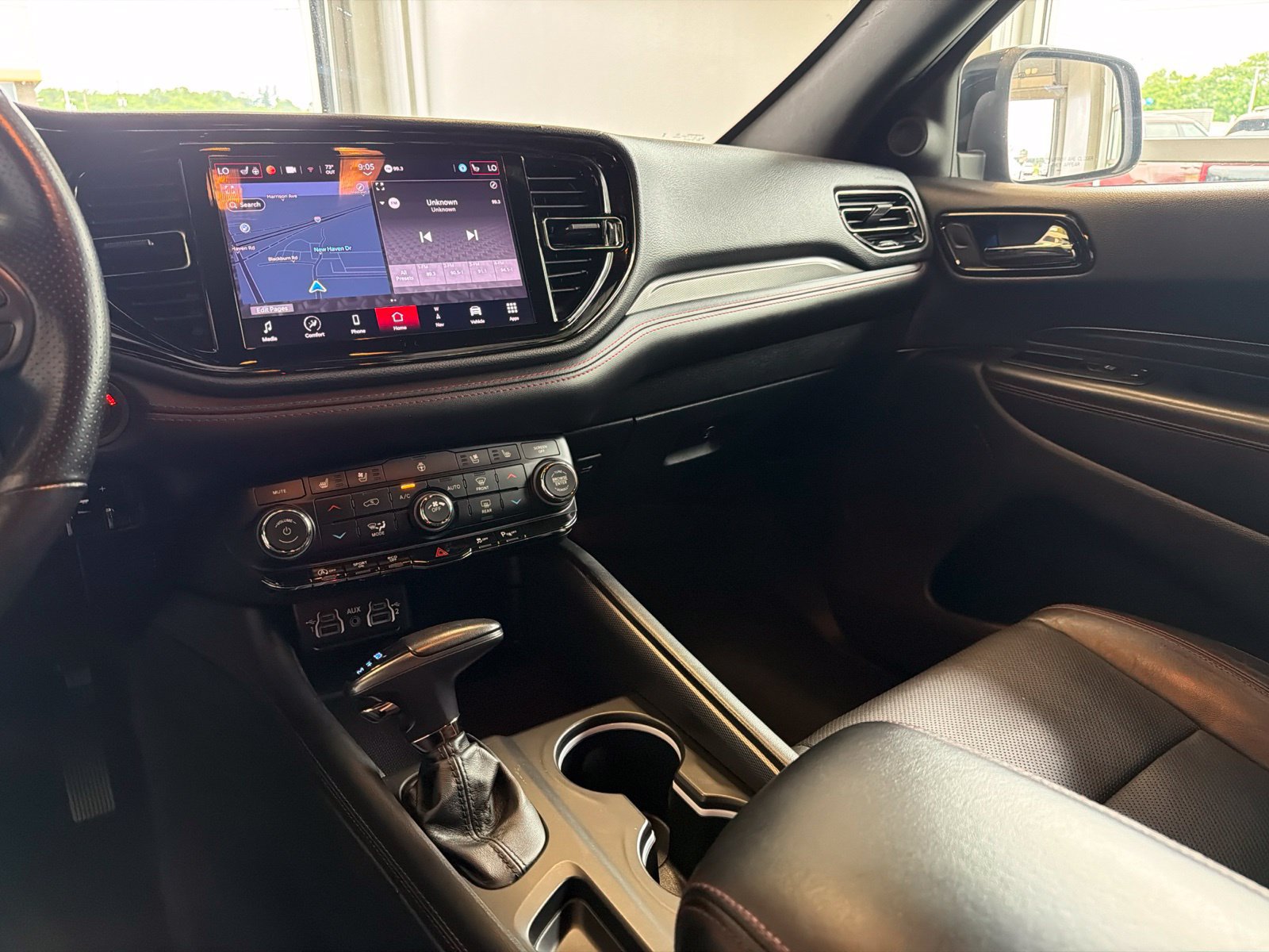Used 2024 Dodge Durango GT AWD/4WD image 25