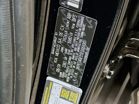 Used 2025 Kia K4 LXS image 12