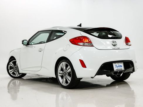 Used 2016 Hyundai Veloster w/ Option Group 02 image 24
