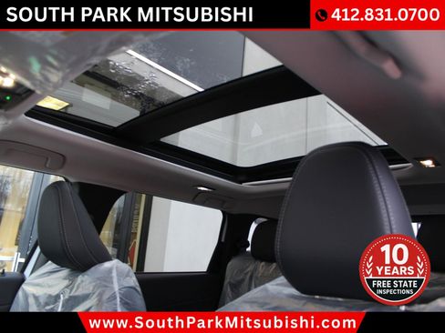 New 2026 Mitsubishi Outlander AWD image 19