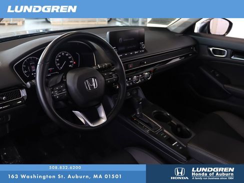 Used 2024 Honda Civic EX-L image 8