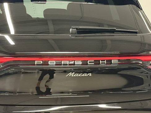 Certified 2026 Porsche Macan w/ Premium Package Plus AWD/4WD image 13