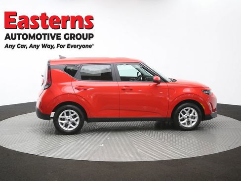 Used 2025 Kia Soul LX w/ LX Technology Package FWD image 44