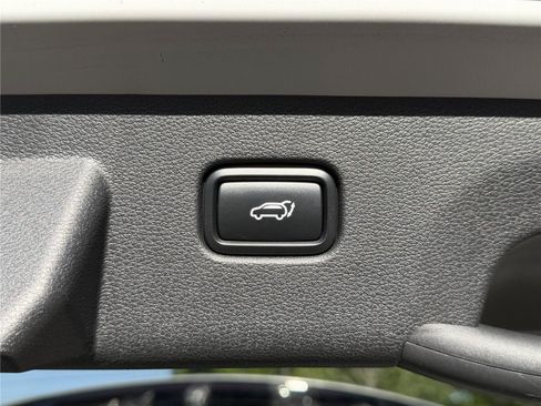 Used 2023 Kia Sportage X-Line w/ X-Line Premium Package AWD/4WD image 33
