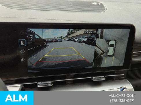 Used 2025 Hyundai Kona Limited FWD image 24