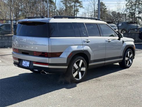 Used 2024 Hyundai Santa Fe Limited image 7