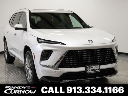 Used 2025 Buick Enclave Avenir w/ Super Cruise Package AWD/4WD image 1