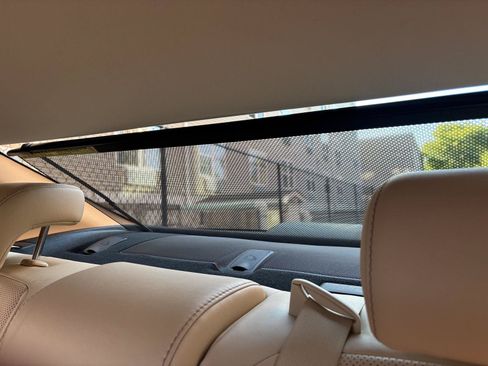 Used 2015 Lexus ES 350 w/ Luxury Package FWD image 26