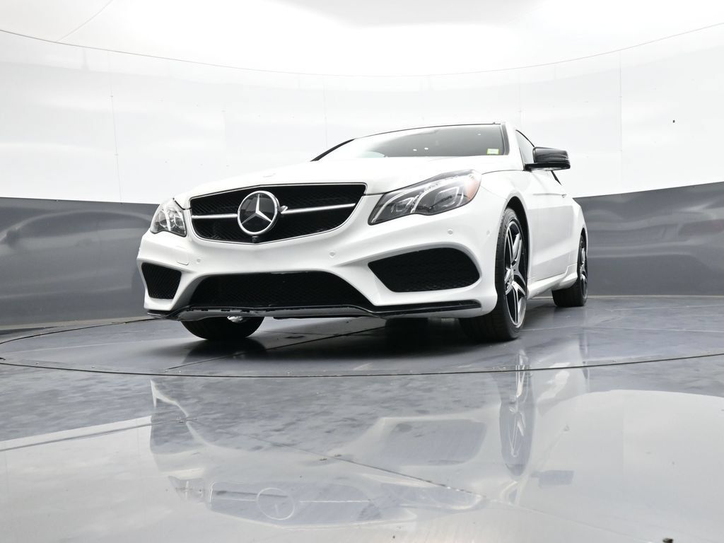 Used 2017 Mercedes-Benz E 400 4MATIC Coupe image 31