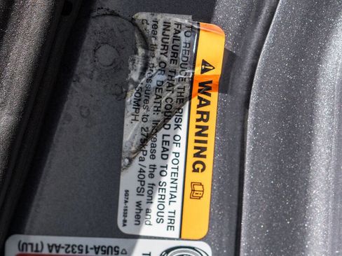 Used 2006 Ford GT image 73