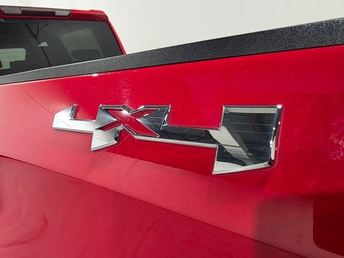 Used 2021 GMC Sierra 1500 Elevation w/ LPO, Elevation Black Package image 34