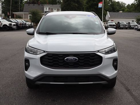 Used 2025 Ford Escape ST-Line Select AWD/4WD image 14