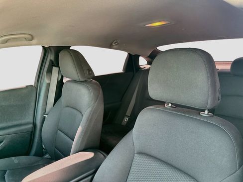 Used 2025 Chevrolet Malibu RS w/ LPO, Floor Liner Package FWD image 12