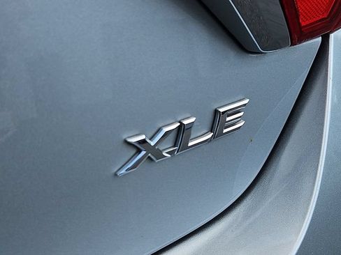 Used 2016 Toyota Camry XLE FWD image 30