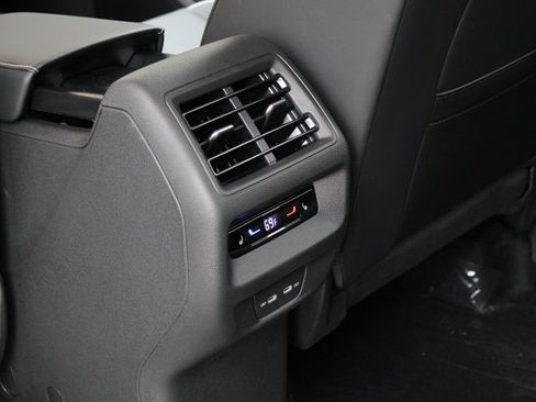 New 2026 Volkswagen Tiguan SEL R-Line image 24