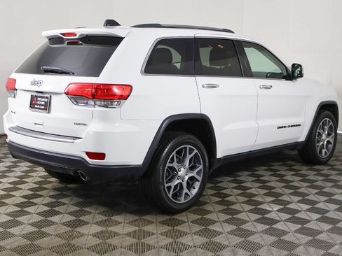 Used 2019 Jeep Grand Cherokee Limited AWD/4WD image 10
