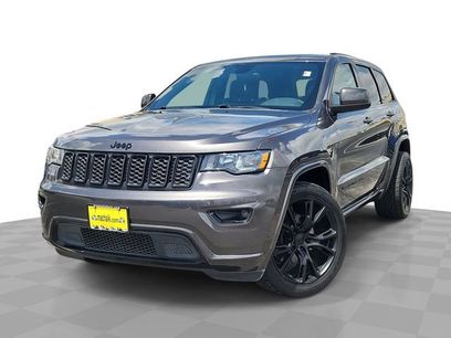 Used 2017 Jeep Grand Cherokee Altitude