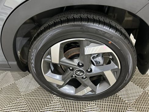 New 2026 Hyundai Venue SEL image 10