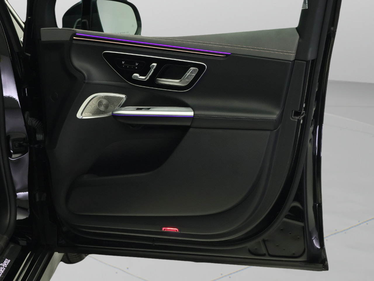Certified 2023 Mercedes-Benz EQE 500 4MATIC SUV image 21