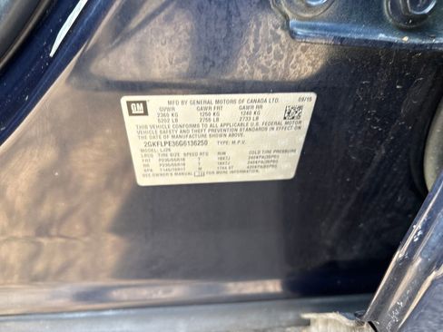 Used 2016 GMC Terrain SLT image 30