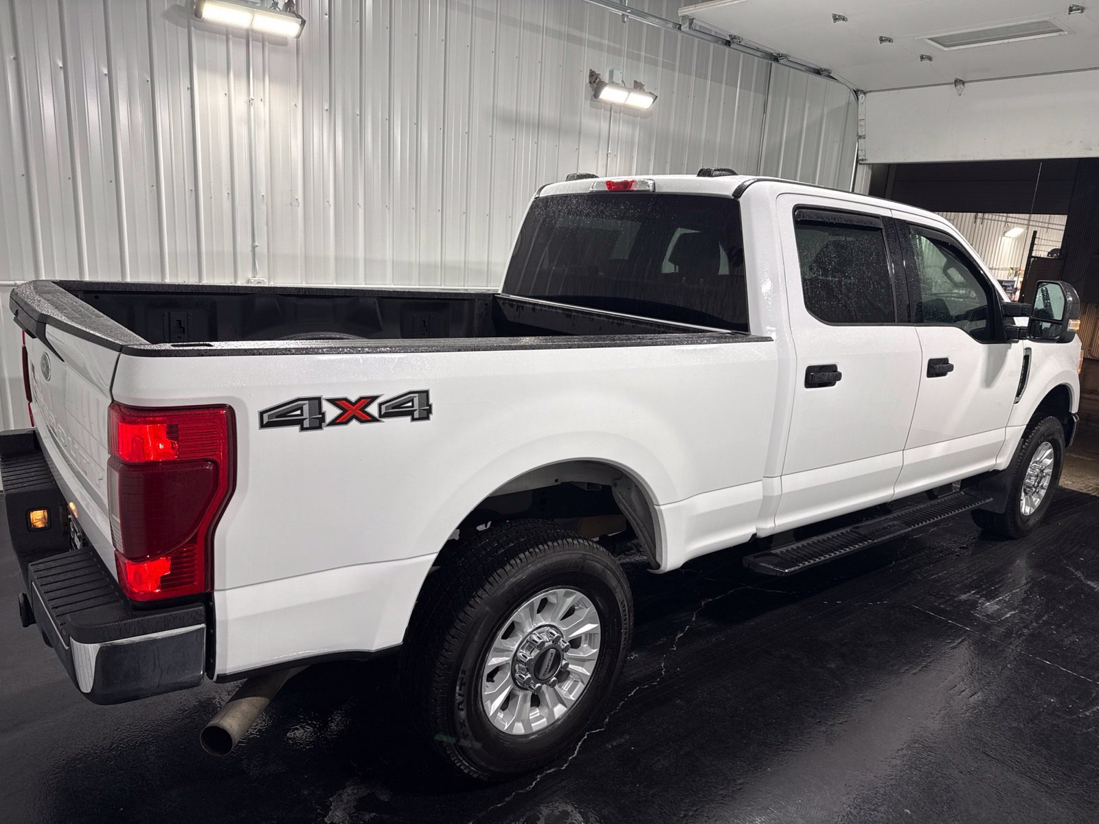 Used 2021 Ford F250 XLT AWD/4WD image 5