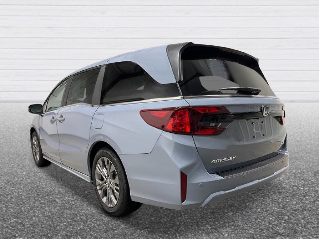 New 2027 Honda Odyssey Touring image 3