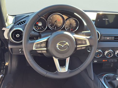 Used 2025 MAZDA MX-5 Miata RF Grand Touring RWD image 14