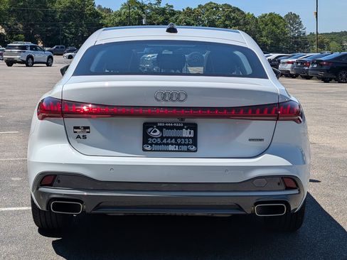 Used 2025 Audi A5 2.0T Premium w/ Convenience Package AWD/4WD image 8