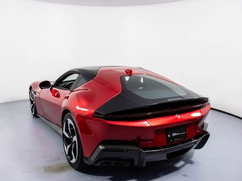 Certified 2025 Ferrari 12Cilindri RWD image 24