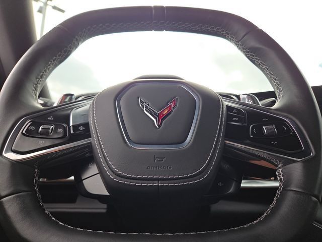 Used 2025 Chevrolet Corvette Stingray Coupe w/ 1LT RWD image 22