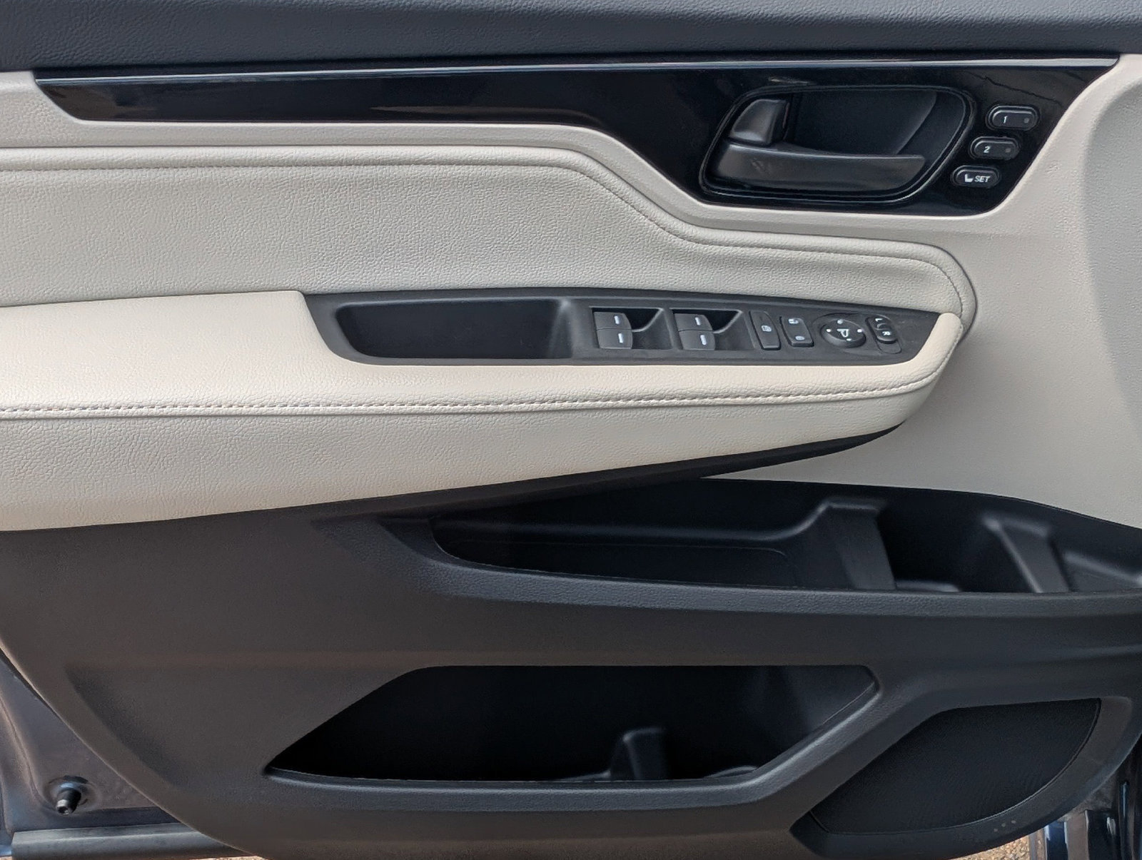 New 2027 Honda Odyssey Touring image 8