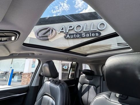 Used 2023 Jeep Grand Cherokee 4WD 4xe image 12