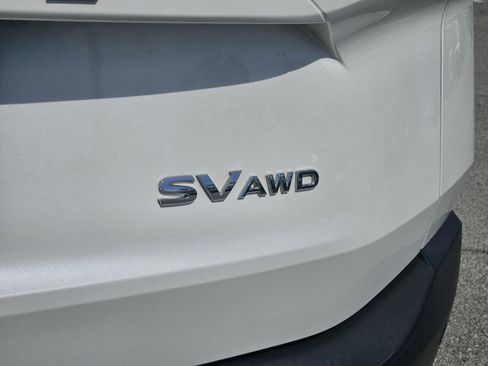 Used 2023 Nissan Rogue SV AWD/4WD image 7
