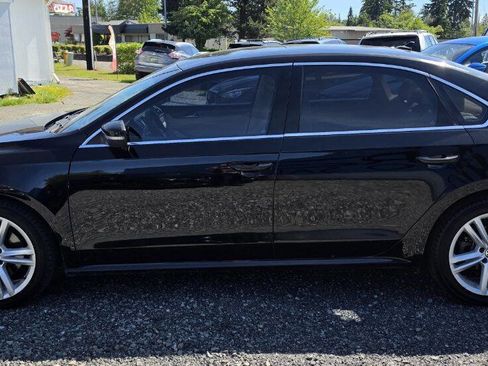 Used 2014 Volkswagen Passat 2.5 SE FWD image 4