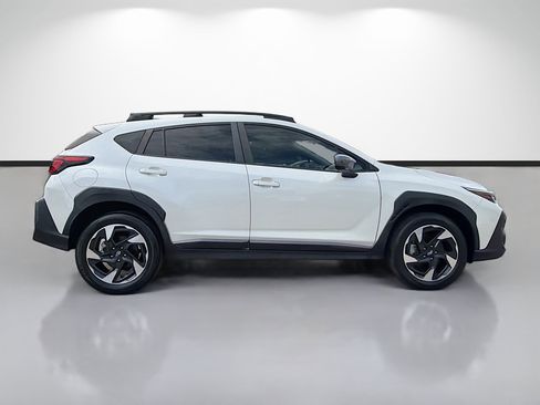 Used 2024 Subaru Crosstrek 2.5i Limited w/ Crosstrek Mirror Package AWD/4WD image 2