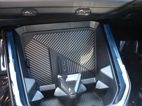 New 2026 BMW X3 xDrive30 w/ M Sport Package image 24