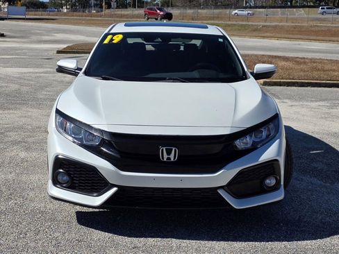 Used 2019 Honda Civic EX image 2