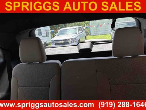 Used 2023 Chevrolet Traverse LS w/ LPO, Cargo Package AWD/4WD image 5