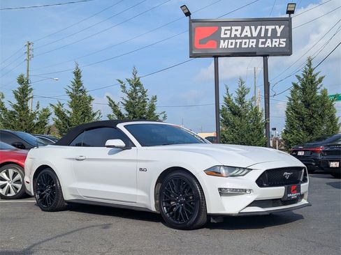 Used 2020 Ford Mustang GT Premium image 5