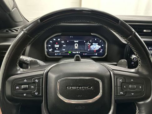 Used 2023 GMC Sierra 1500 Denali Ultimate AWD/4WD image 10