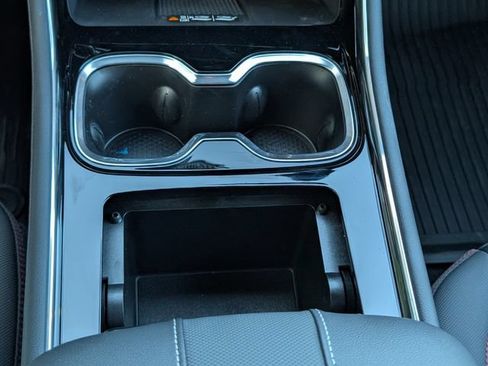 New 2026 Chevrolet Traverse RS w/ LPO, Floor Liner Package AWD/4WD image 26