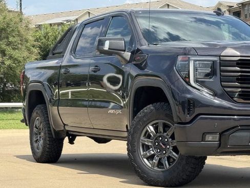 Used 2022 GMC Sierra 1500 AT4X AWD/4WD image 3