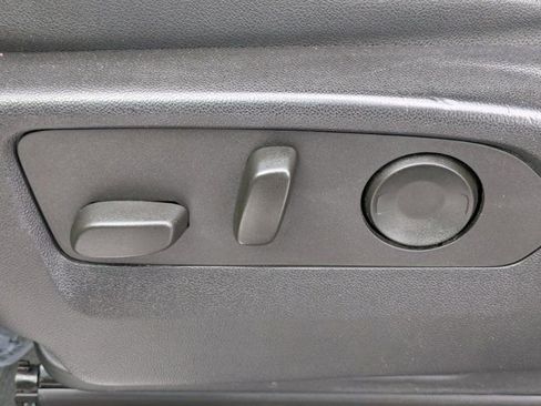 Used 2023 Chevrolet Silverado 1500 LTZ image 17