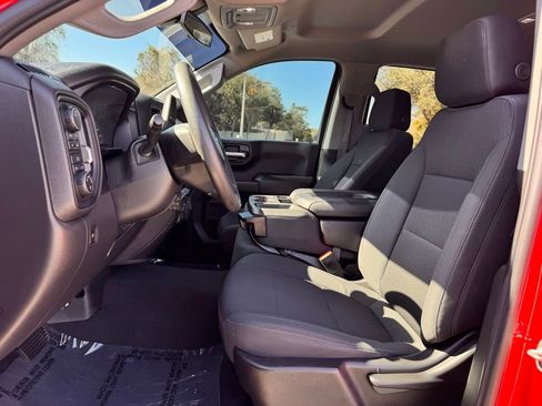 Used 2021 Chevrolet Silverado 1500 Custom image 15