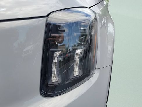 Used 2025 Kia Telluride SX Prestige X-Pro AWD/4WD image 26