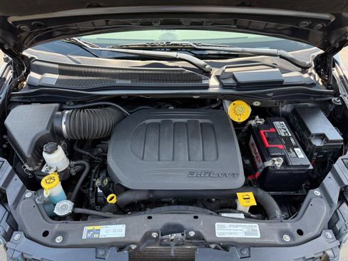 Used 2020 Dodge Grand Caravan SE FWD image 44