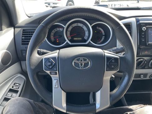 Used 2014 Toyota Tacoma 4x4 Double Cab w/ TRD Sport Package image 16