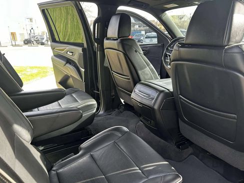 Used 2023 Cadillac Escalade ESV Premium Luxury w/ LPO, Radiant Package image 12