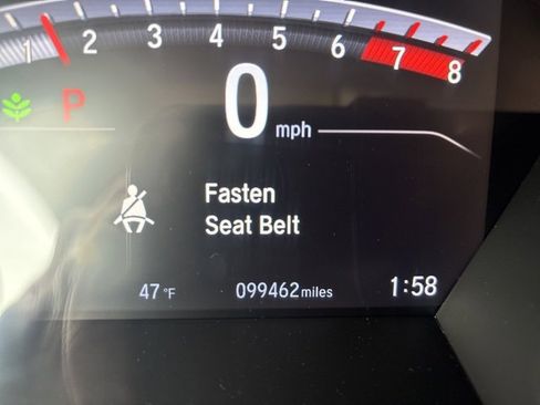 Used 2018 Honda CR-V Touring image 3