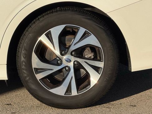 Used 2023 Subaru Legacy Premium image 9